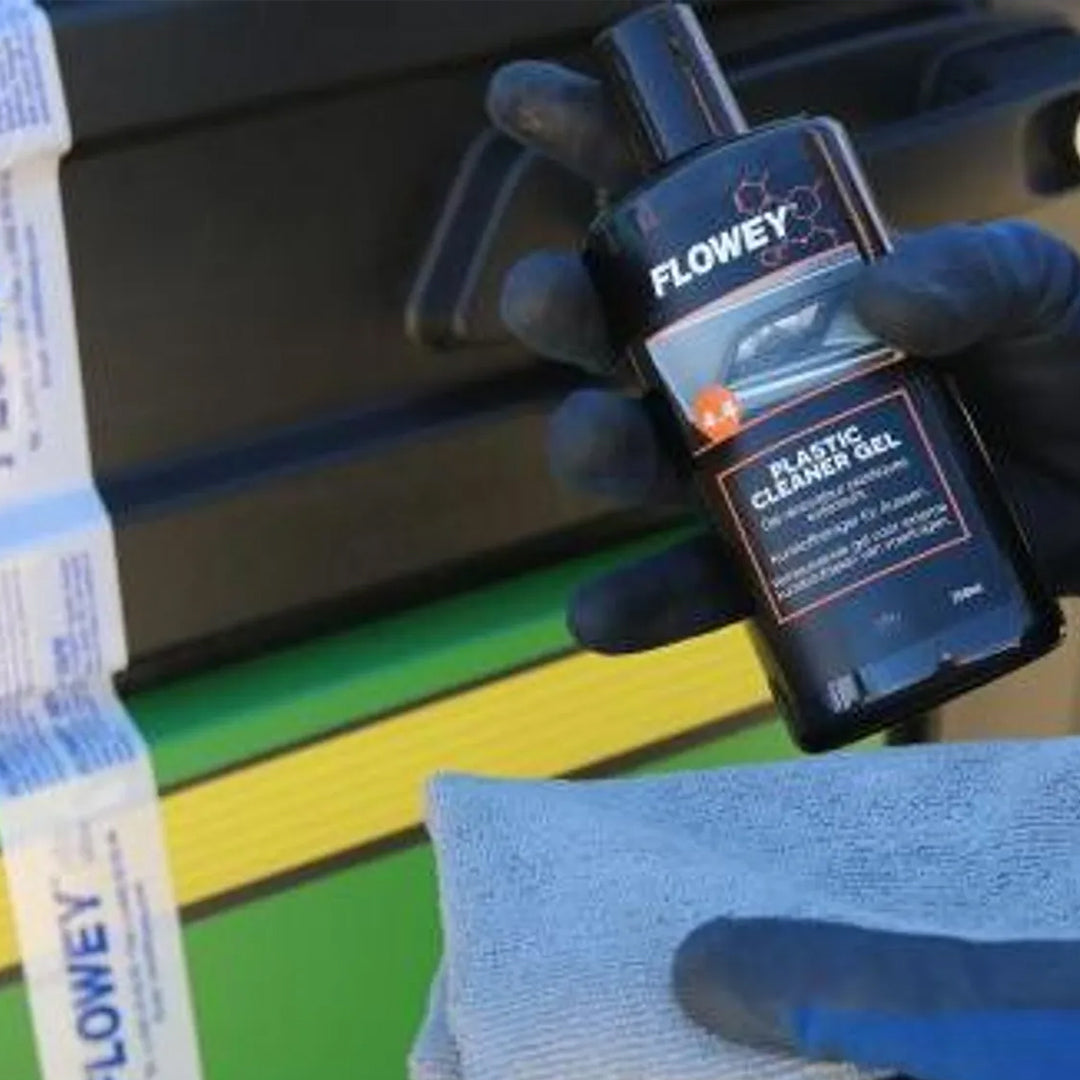 GEL RINNOVATORE PER PLASTICHE ESTERNE- PLASTIC CLEANER GEL